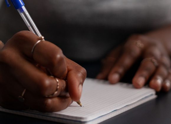 Meu uso da raiva: a escrita 101123 meu uso da raiva